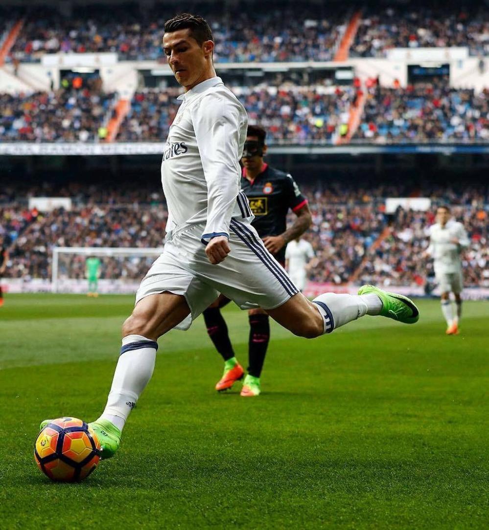 扑救成功率高达91.7%，侯森当选中超11月最佳守门员（91.7%扑救成功率加持，侯森荣膺中超11月最佳门将）